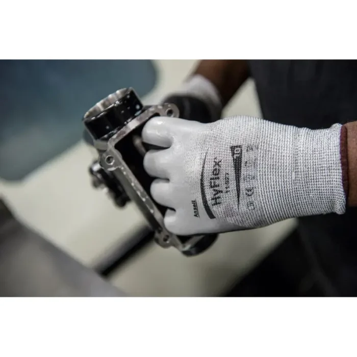 Ansell 11-927 HyFlex Oil-Repellent and Cut Protection Gloves - Size 10 - XL - Pair - Image 2